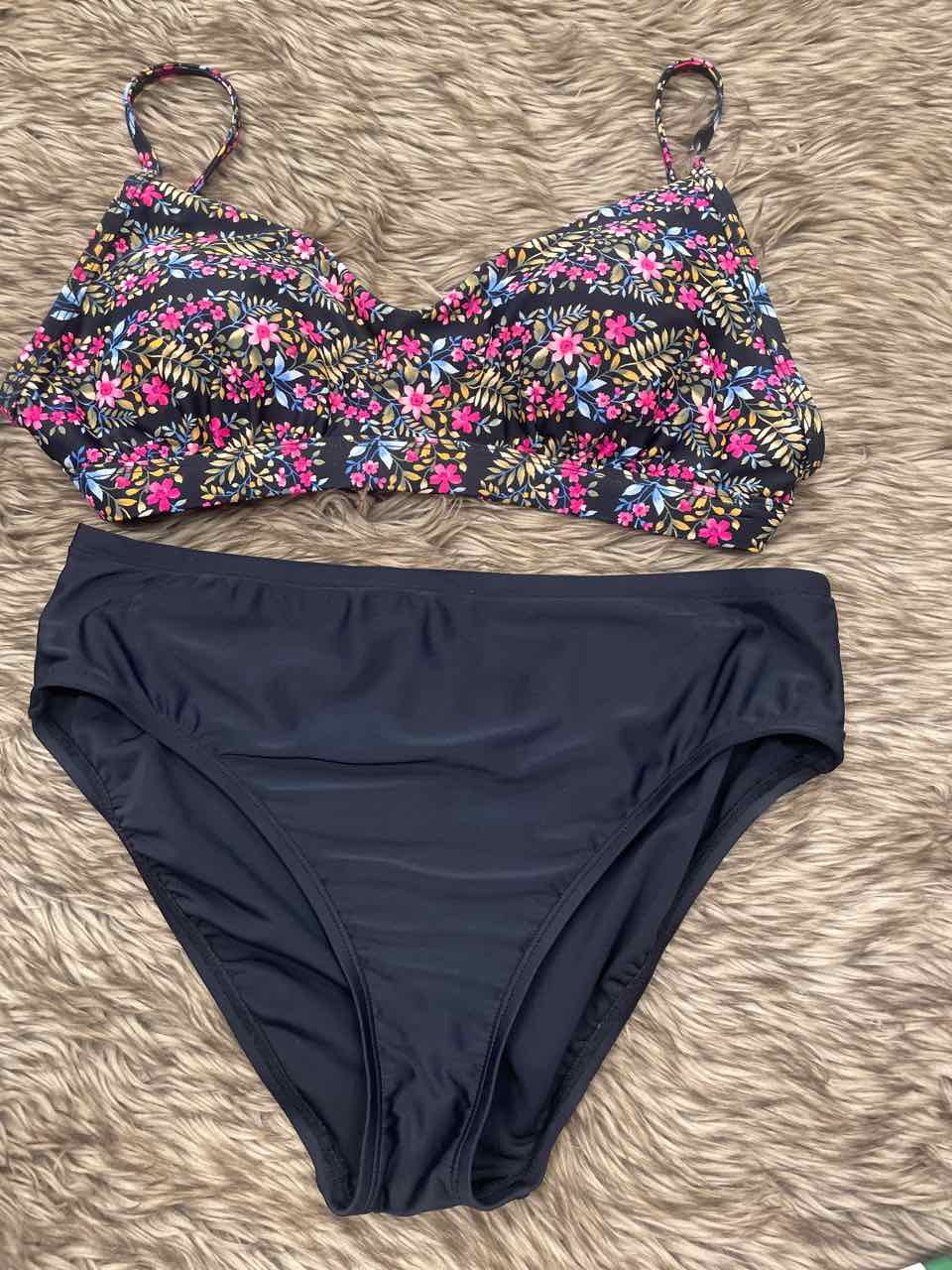 Swimwear - DD/8 Eidon & Ellen Tracy Bikini