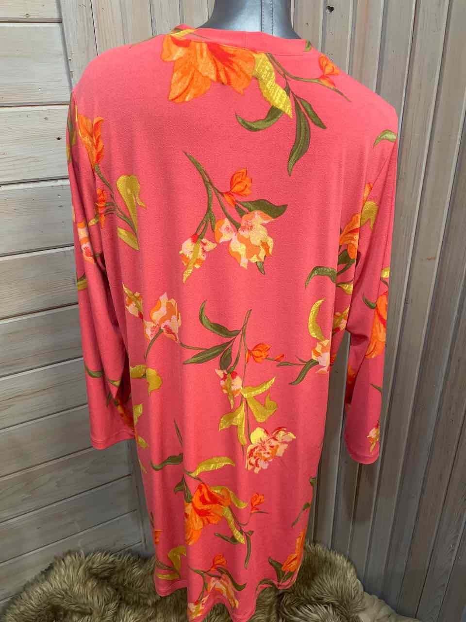 Size 1X Susan Graver Cardigan/Dress