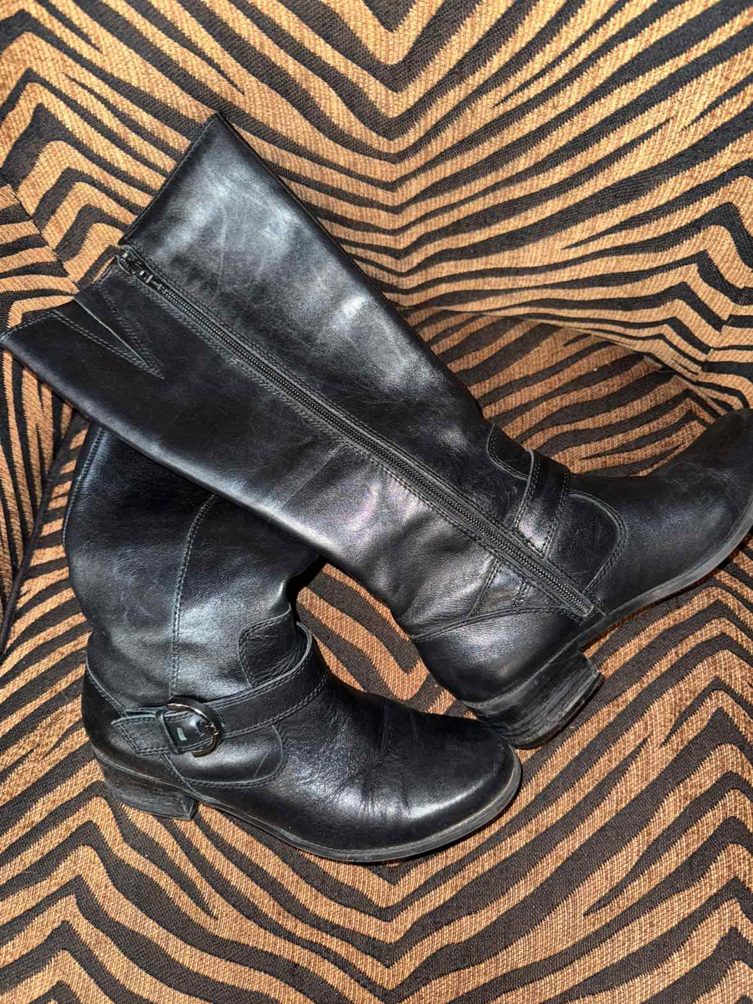 6.5 - St. John's Bay Boots