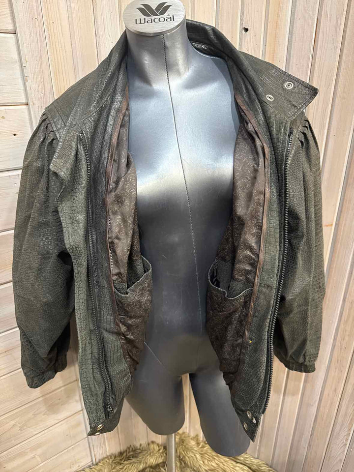 medium - Bermans Jacket