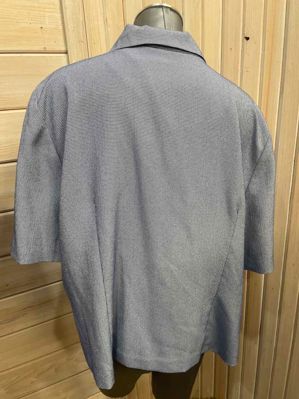 24W - Lady Dorby Button Down