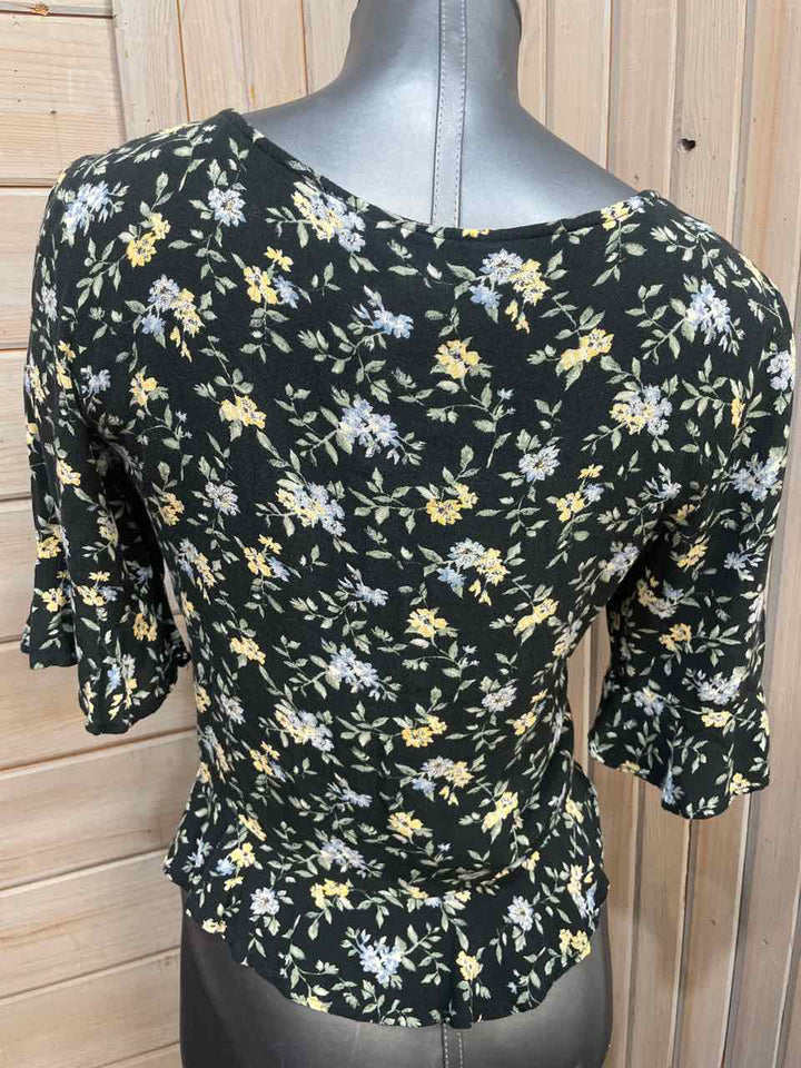 M - American Eagle Crop Top