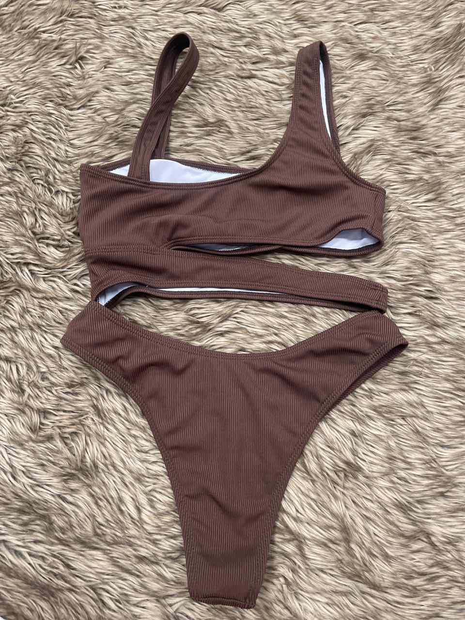 Swimwear - M - One Piece Swimsuit