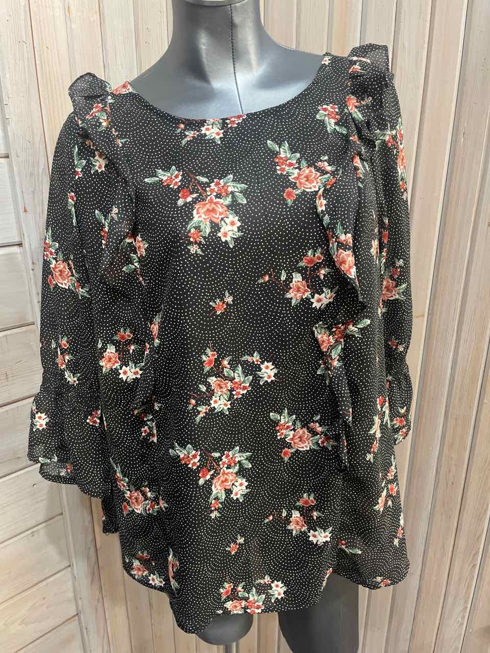 1 - Torrid 3/4 Sleeve