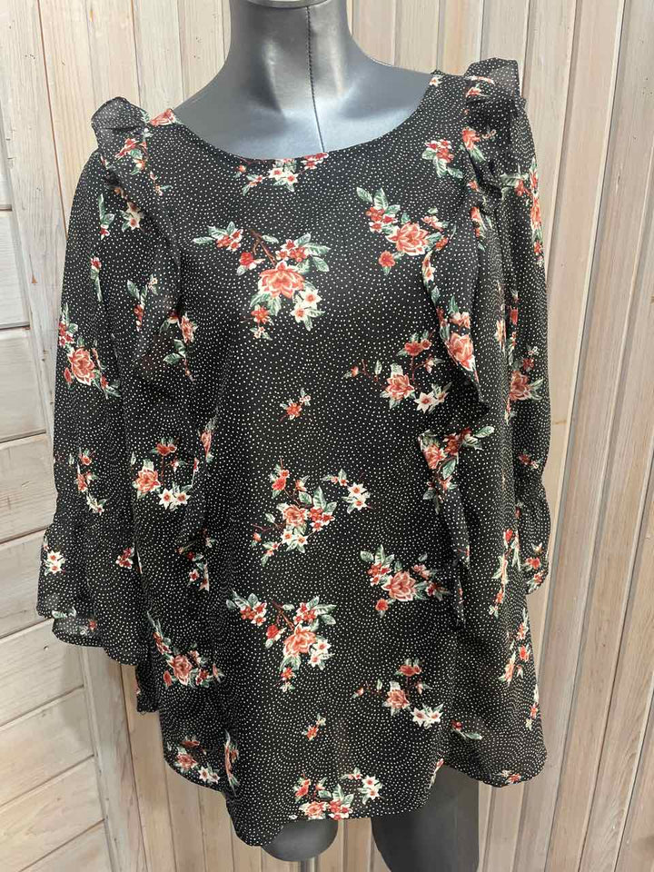 1 - Torrid 3/4 Sleeve