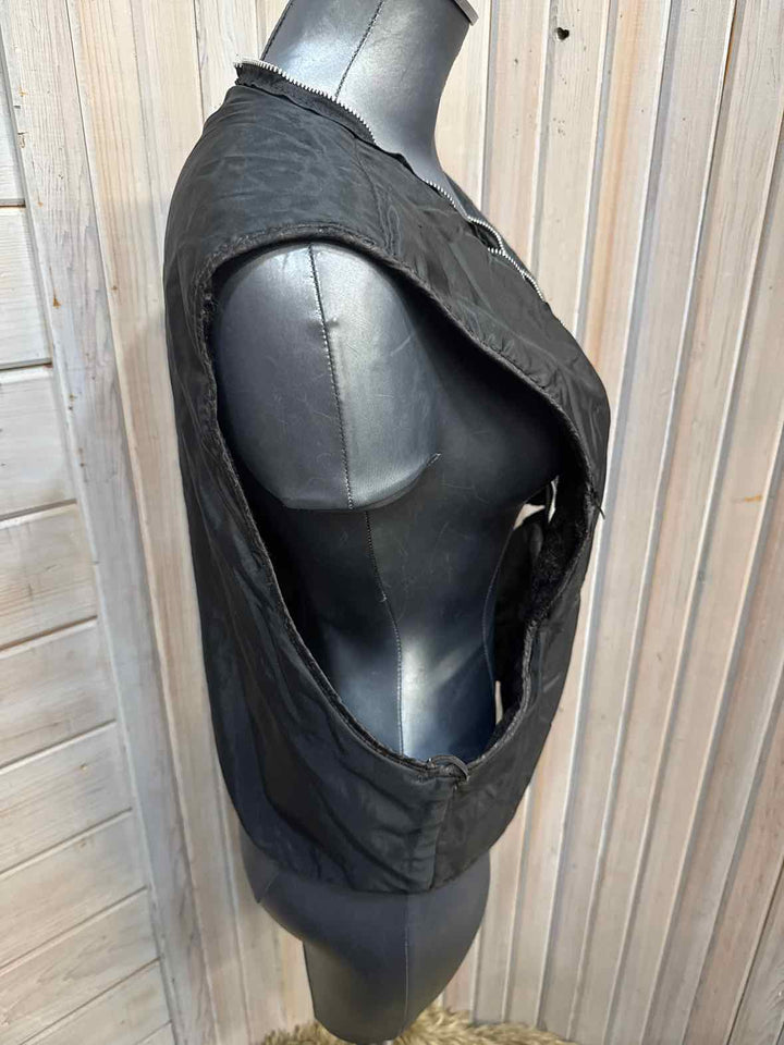 medium - Bermans Jacket