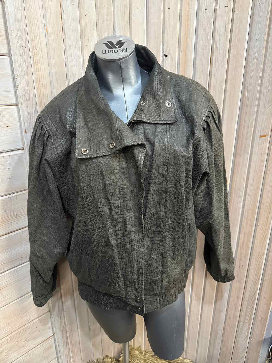 medium - Bermans Jacket