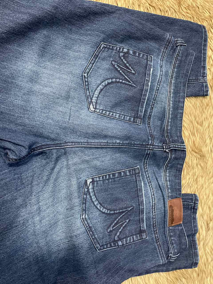 22W - Maurices Jeans