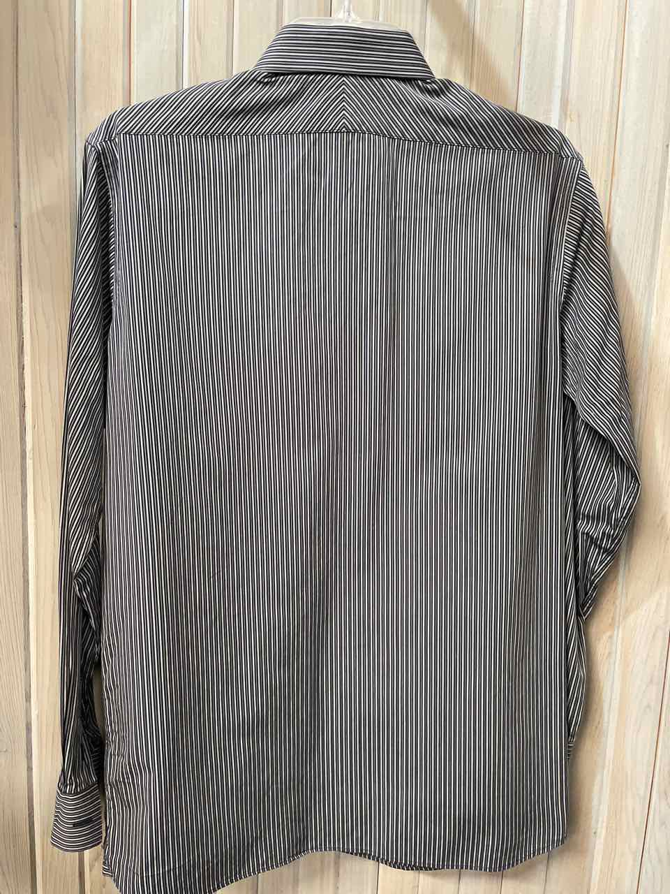 20 - DKNY Long Sleeve Button Down