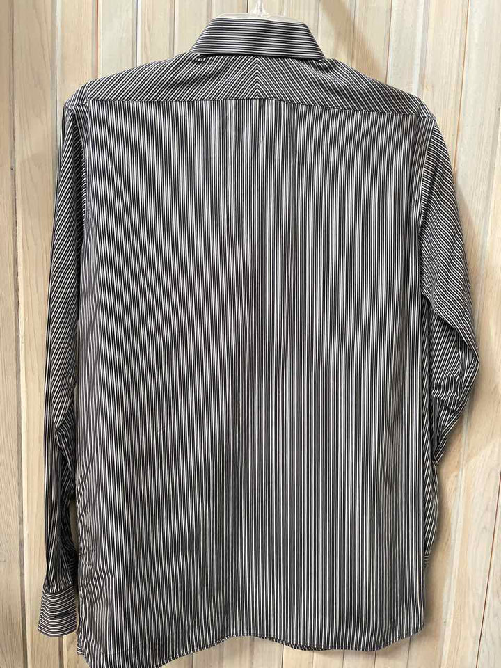 20 - DKNY Long Sleeve Button Down