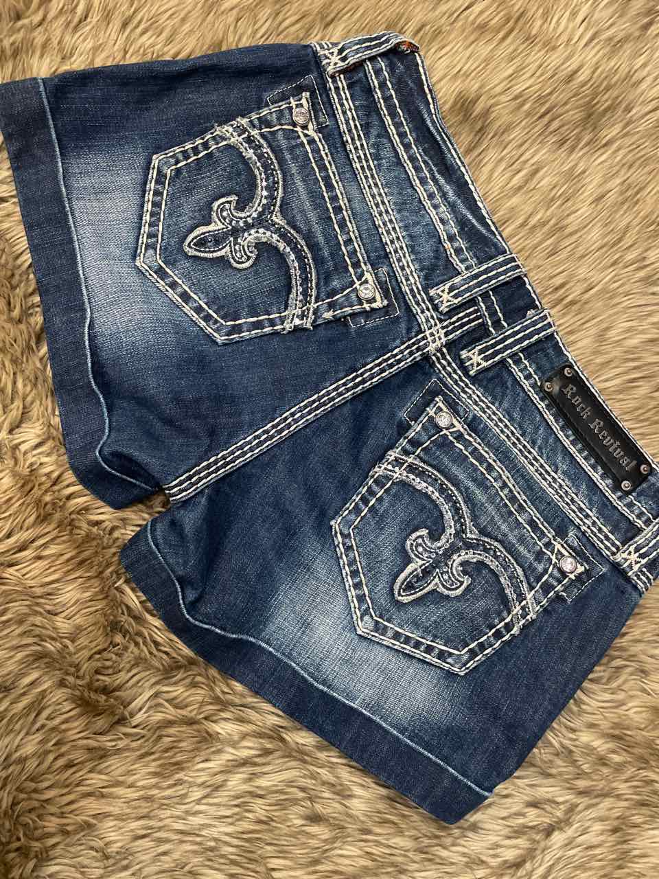 Rock fashion revival jeans shorts