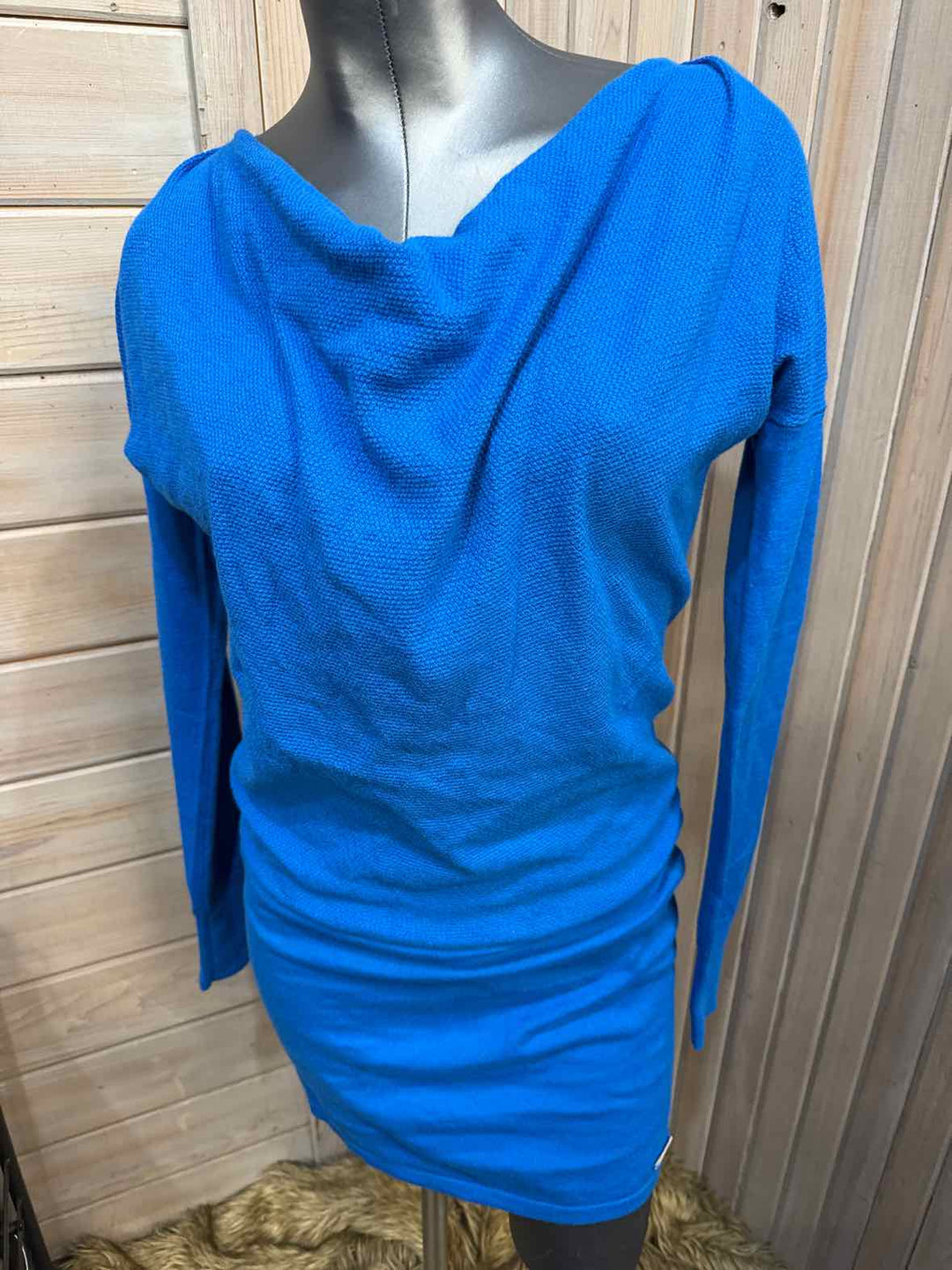 S - Bench Dress