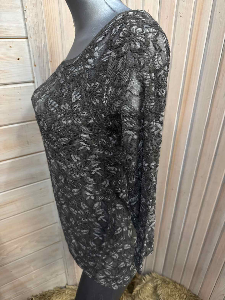 M - DNKY 3/4 Sleeve