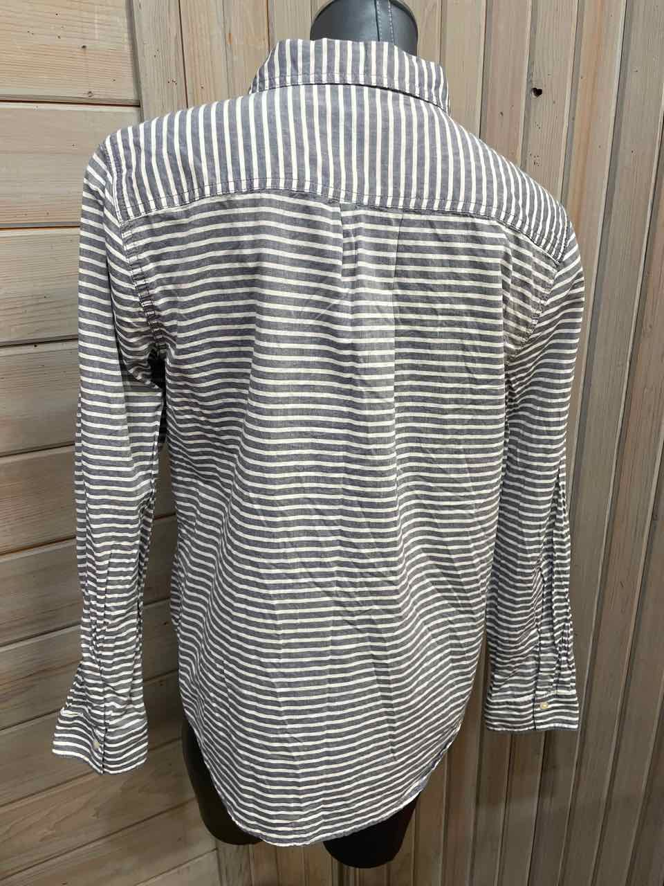 L - St. John's Bay Button Down