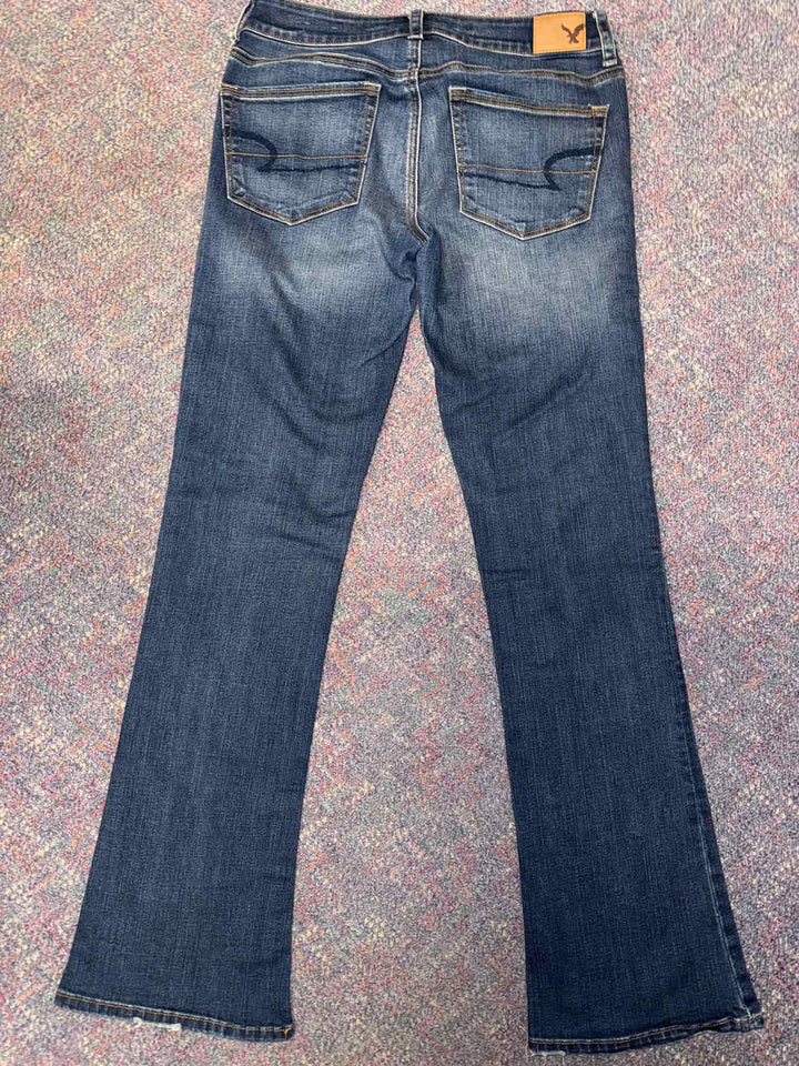 6 - American Eagle Jeans