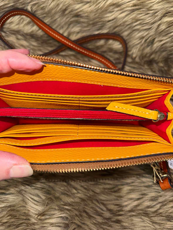Purse - Dooney & Bourke Crossbody