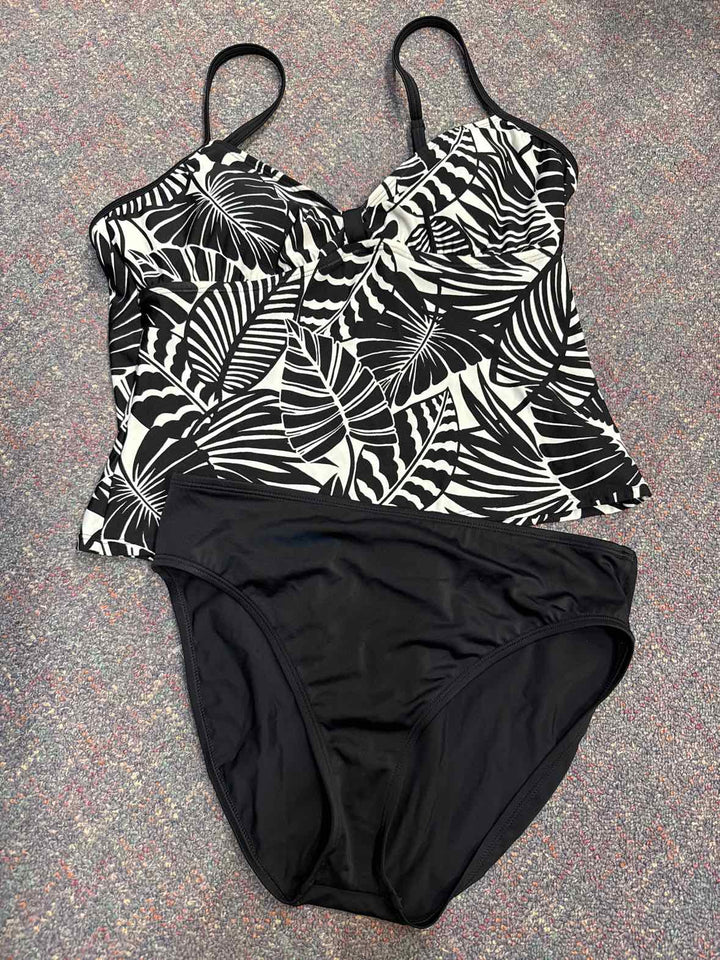 16 - Speedo Swimwear