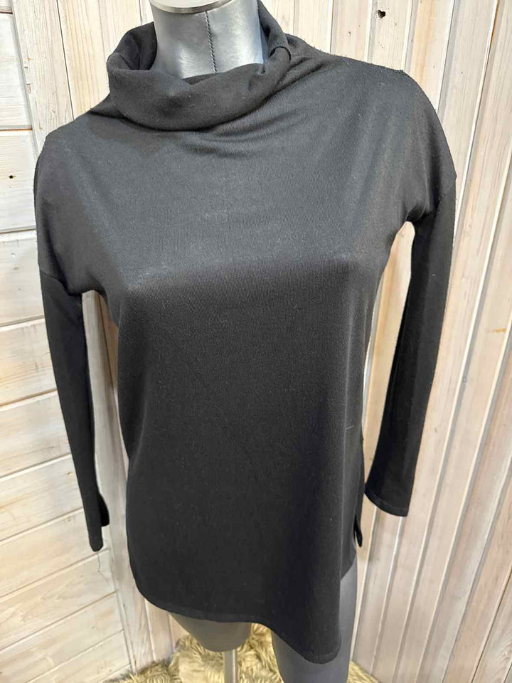 S - Love In Turtleneck