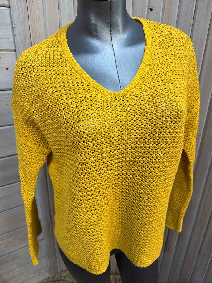 S - Old Navy Sweater