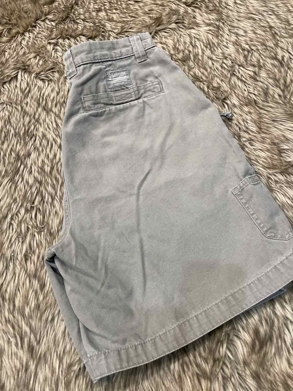 12 - Columbia Shorts