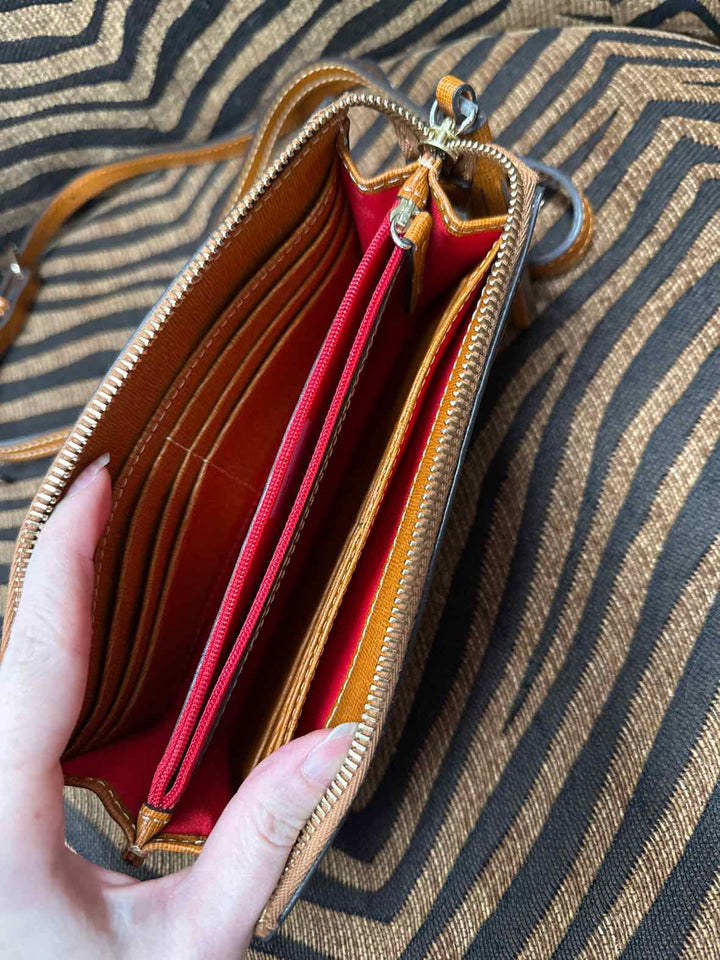 Purse - Dooney & Bourke Crossbody