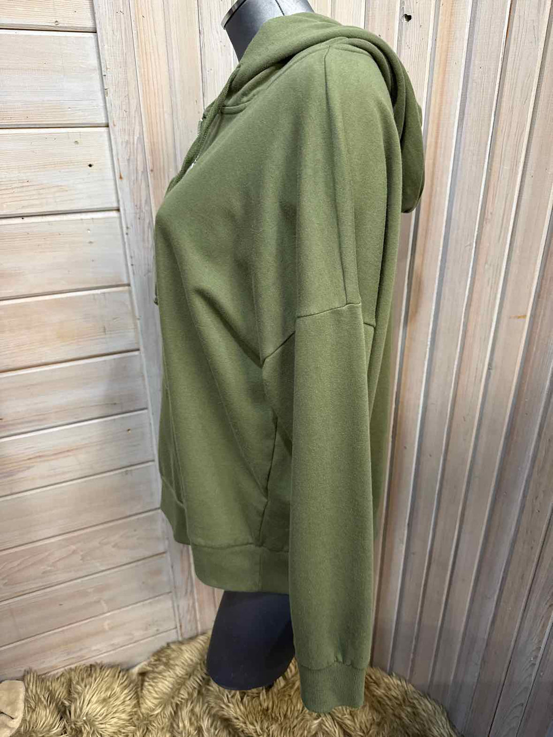 XL - Time and Tru Sweatshirt