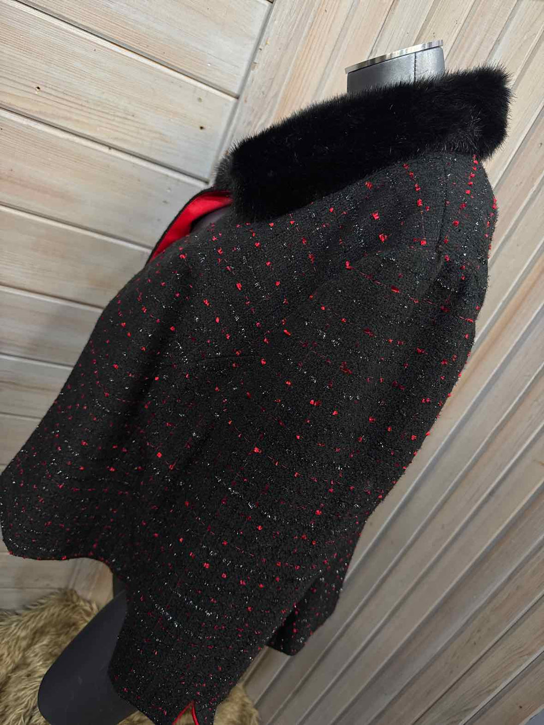 24W - Jessica Howard Jacket
