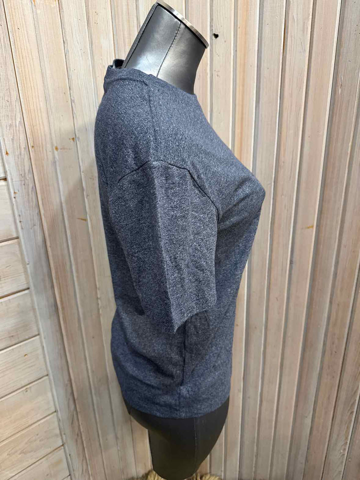 14/16 - Old Navy Shirt