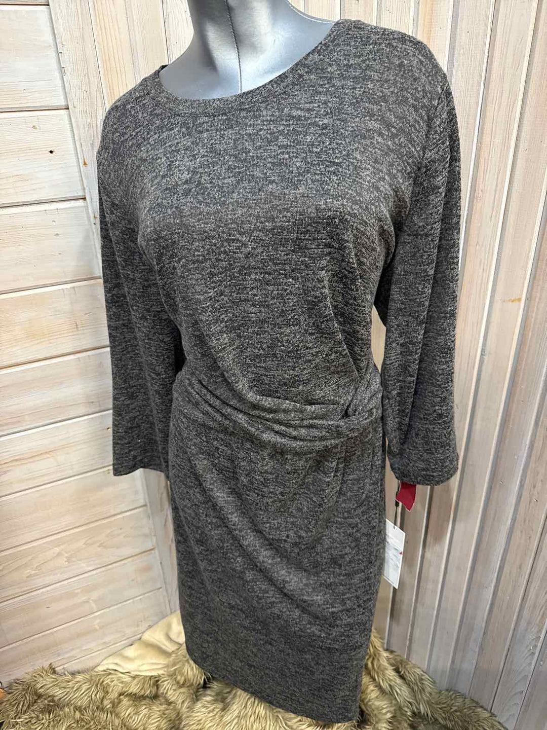 20W - Calvin Klein Dresses