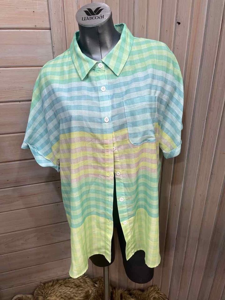 XL - Shein Button Down