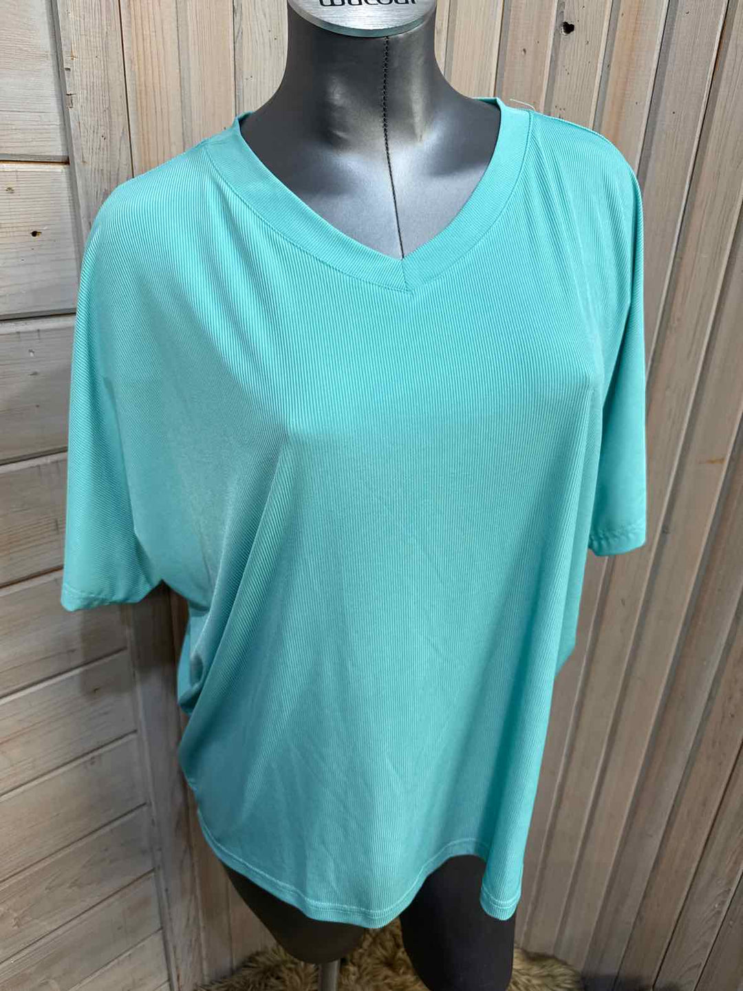 M - Unbranded Bat Sleeve Top