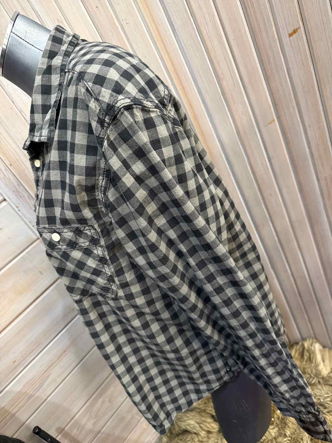 XL - Arizona Button Down