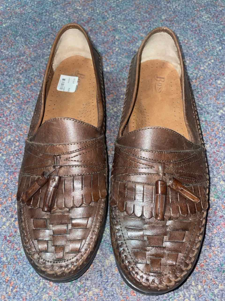 11 - Bass Loafers