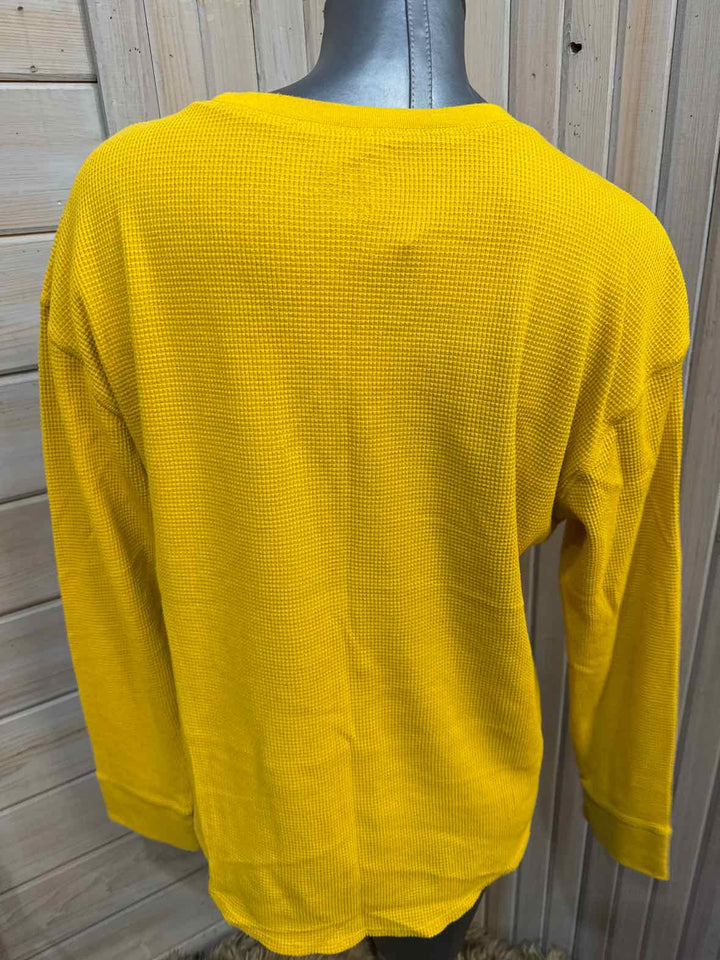 XL - Time and Tru Long Sleeve