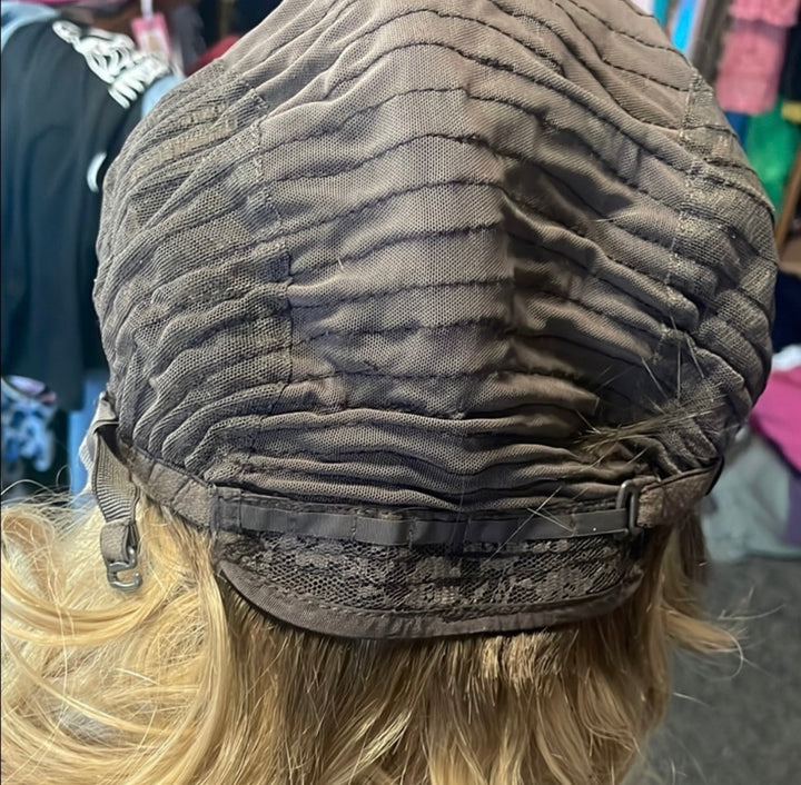 Sapphire Wigs - Elegant Ombré (Brown/Caramel)