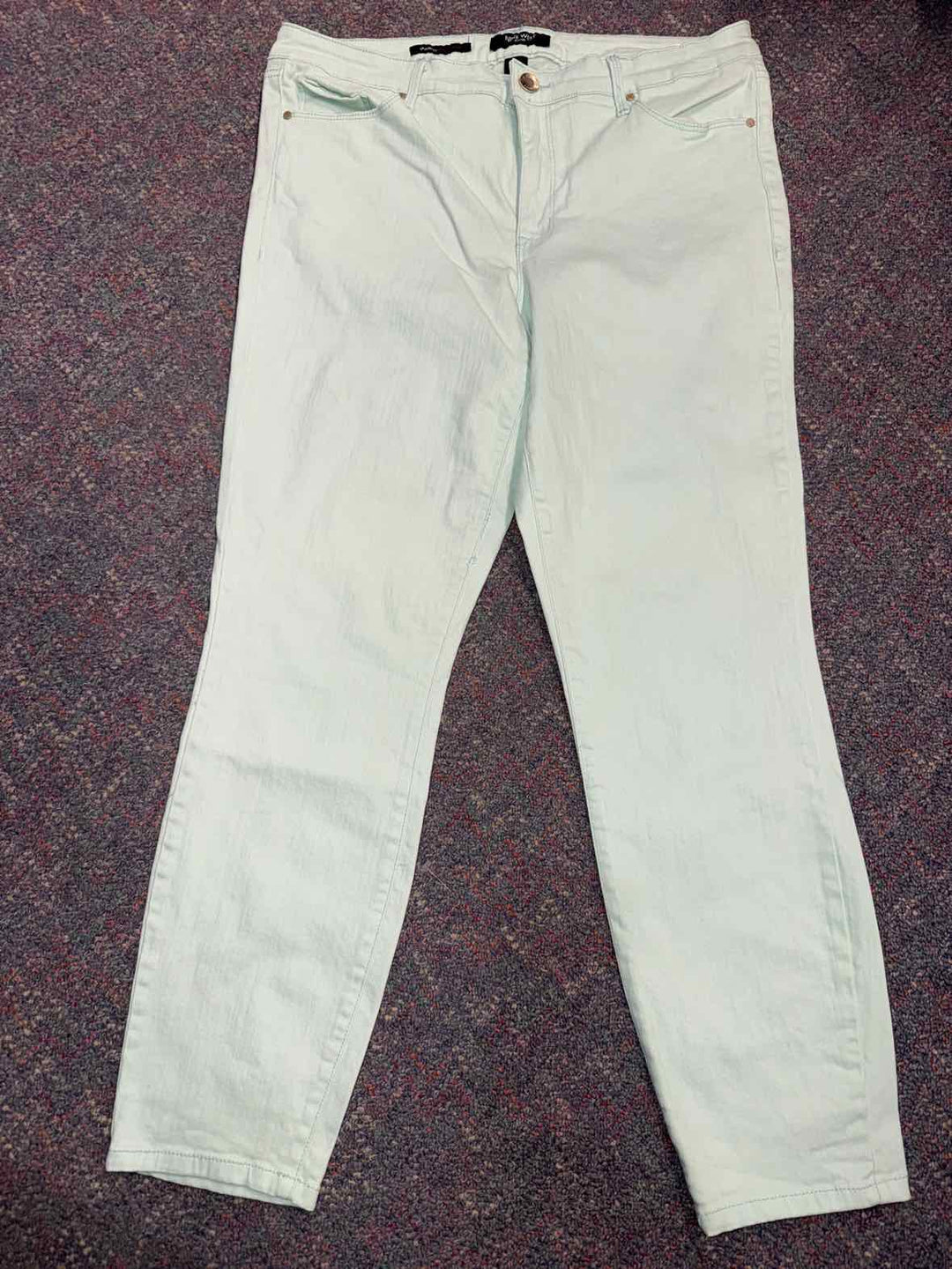 14 - Nine West Jeans