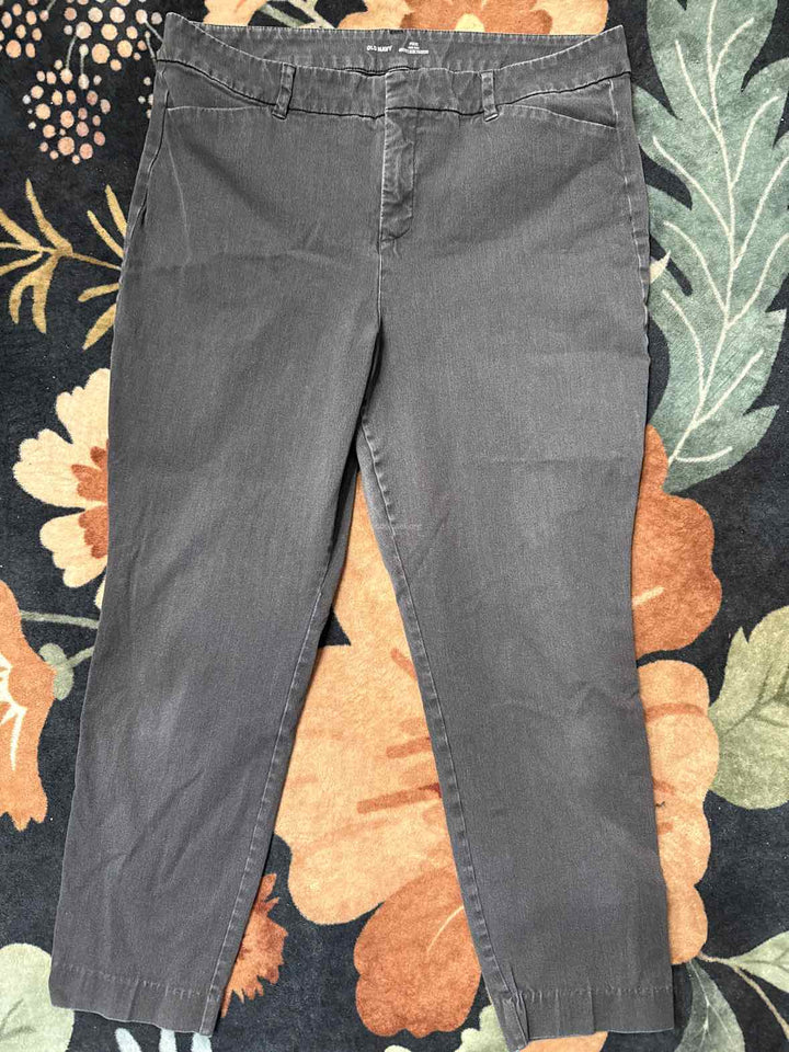 14 - Old Navy Capri