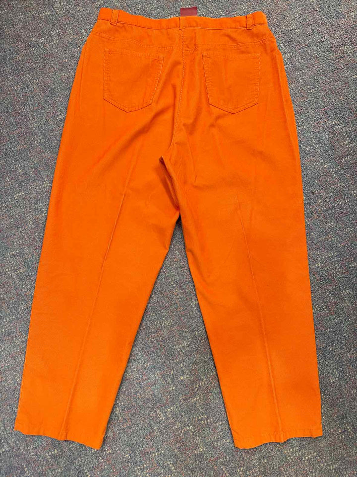 14 - Casual Corner Pants