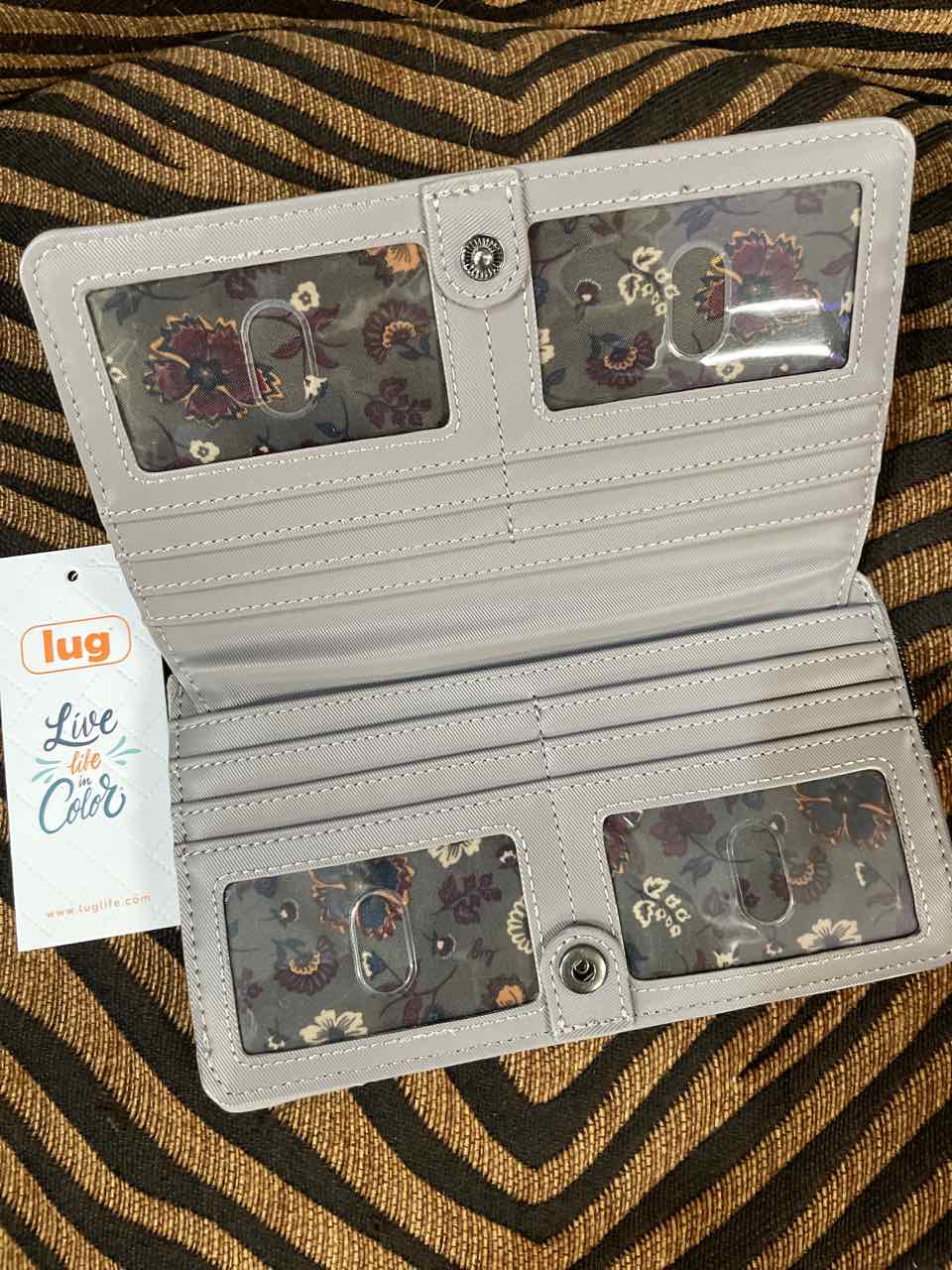 Accessories - lug Wallet