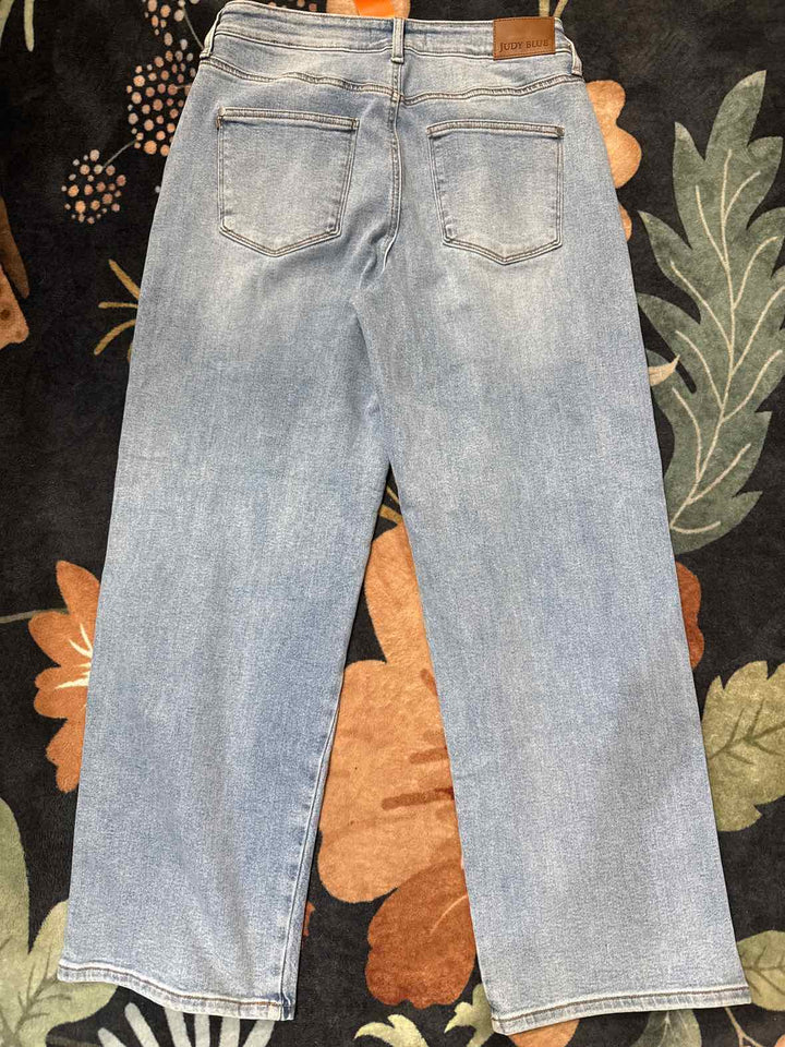 7/28 - Judy Blue Jeans