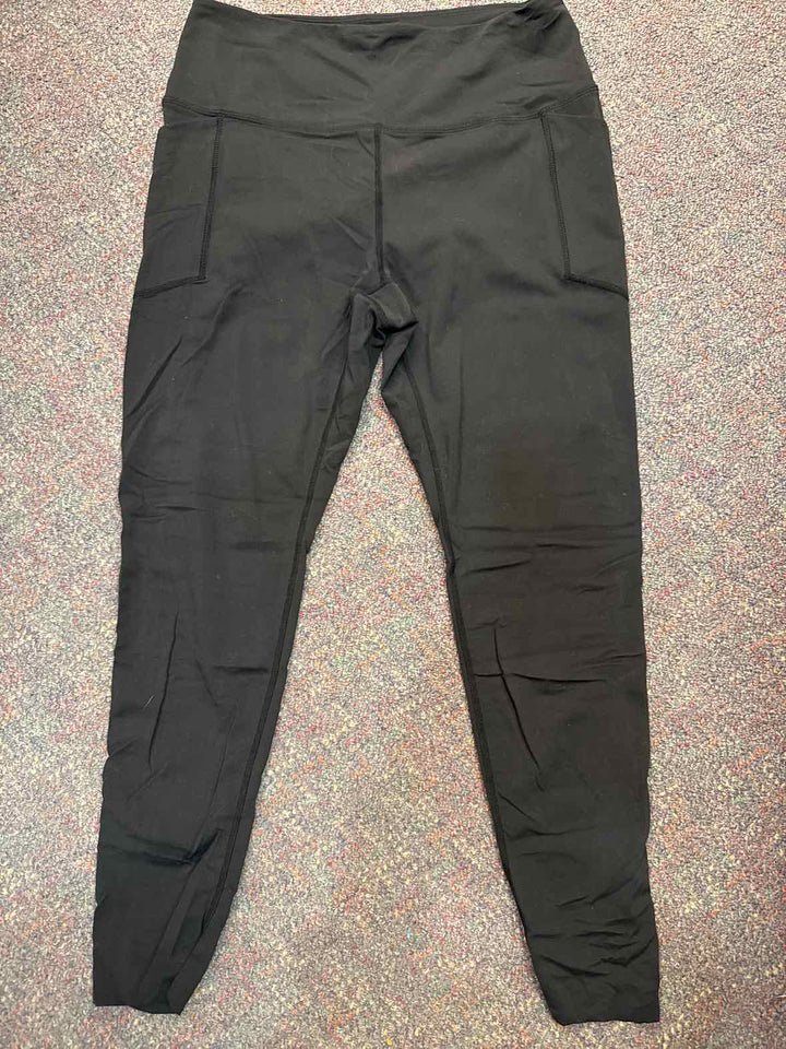 L - Free Fly Leggings
