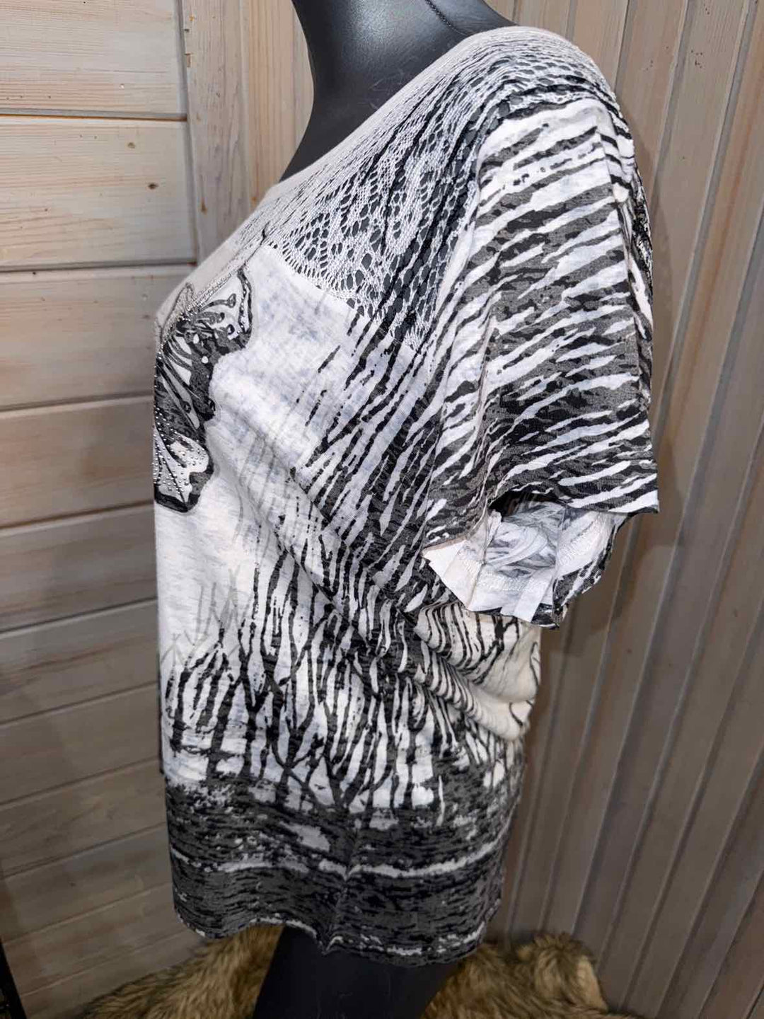 XL - Vex Collection T-Shirt