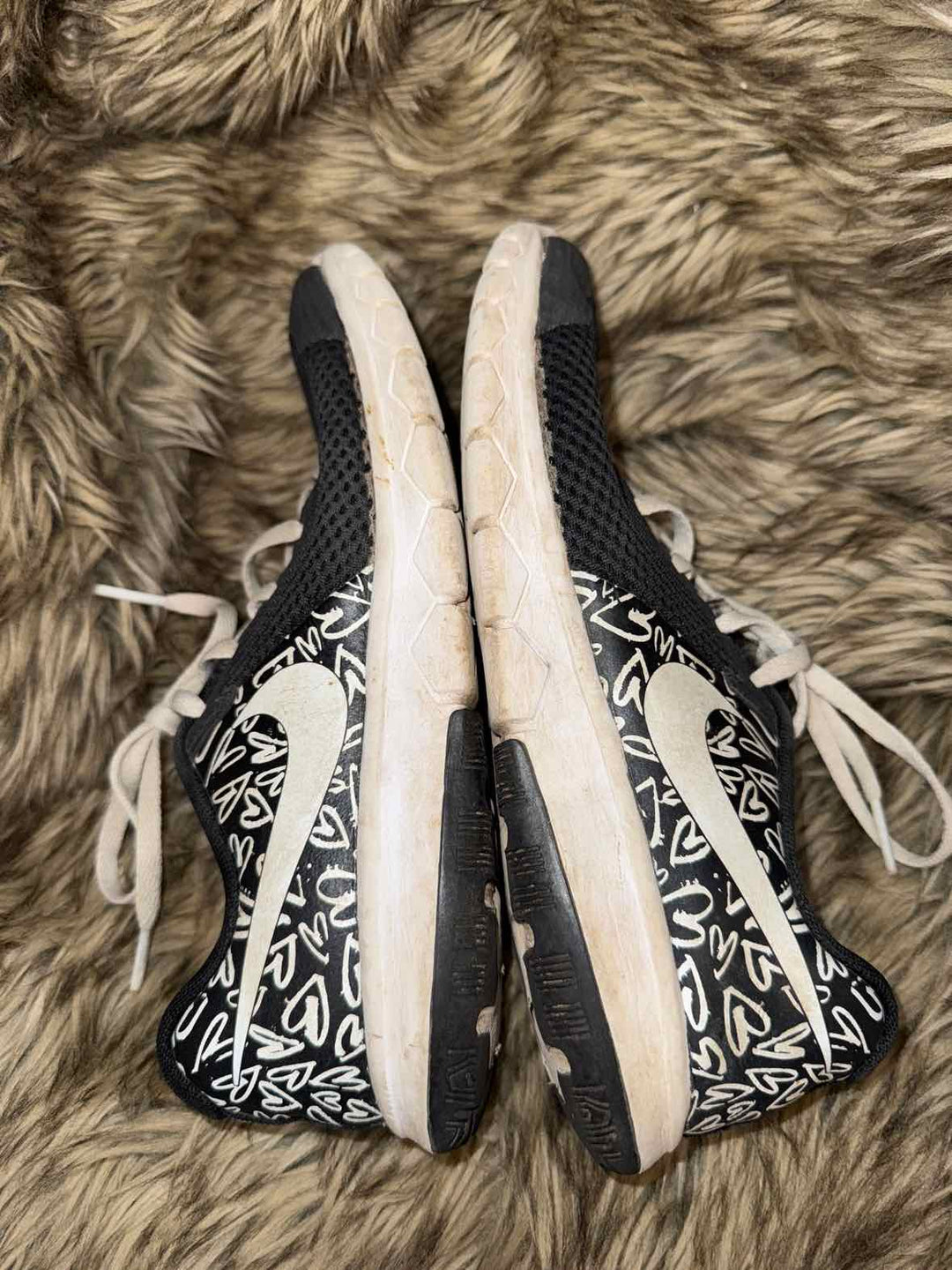 5.5 - Nike Shoe