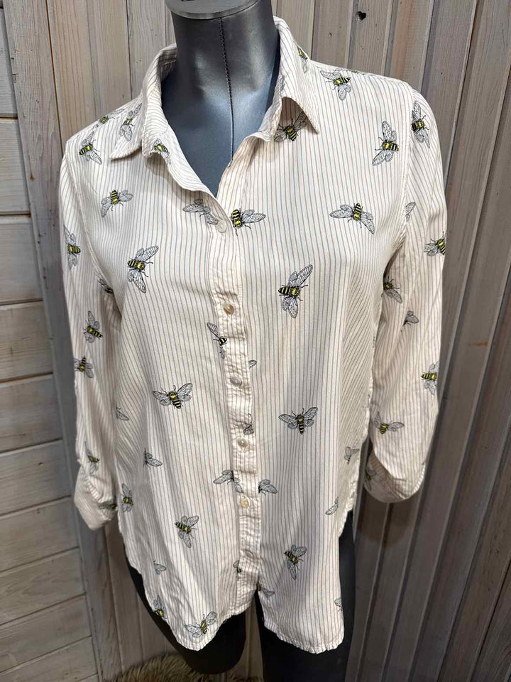 M - Jane & Delancey Button Down