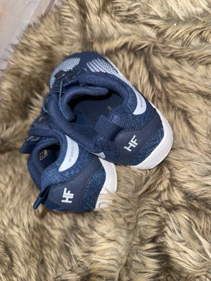 9/9.5 - HIKE Footwear Athletic Shoes