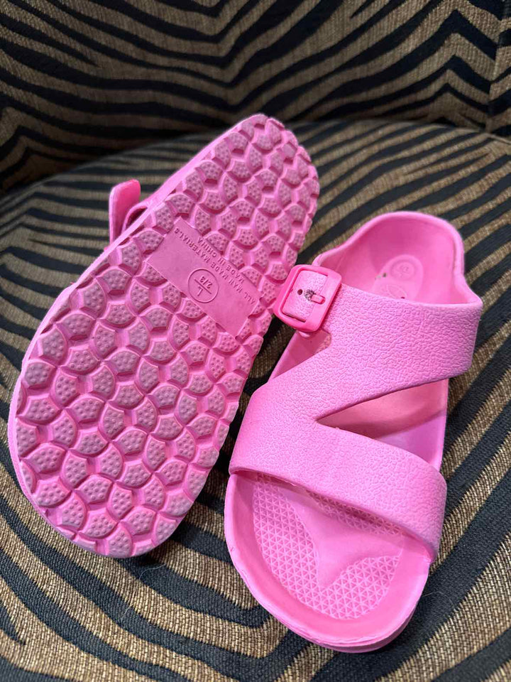 L - Cat & Jack Sandals