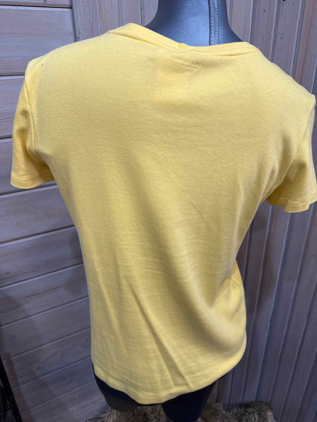 M - Laura Scott T-Shirt