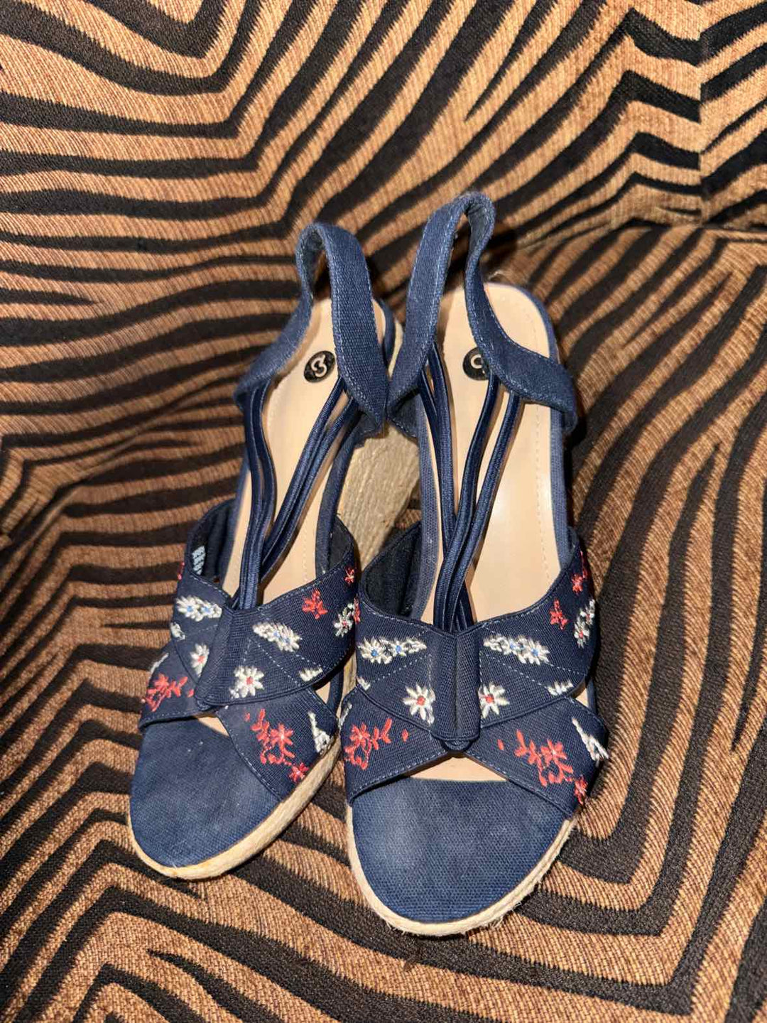 8 - Christopher & Banks Wedge