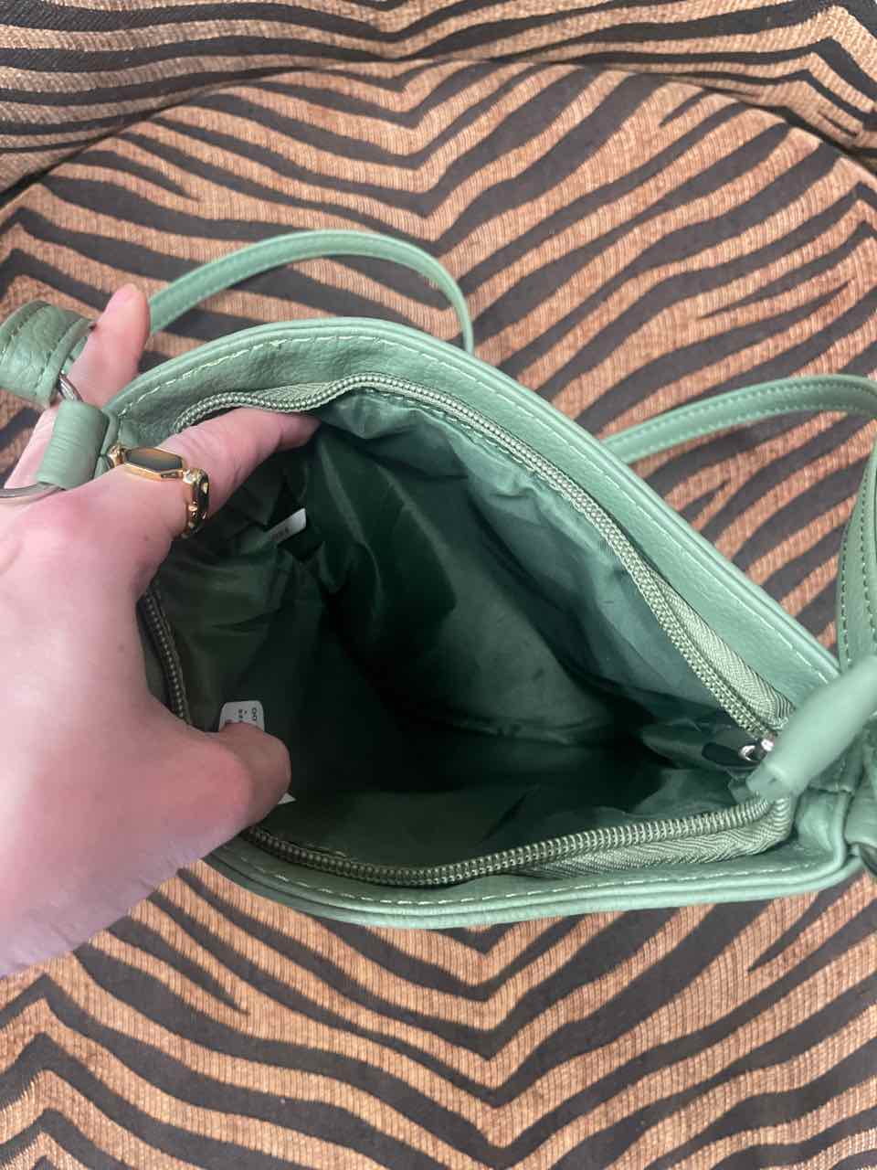 Purse  - Unknown Crossbody