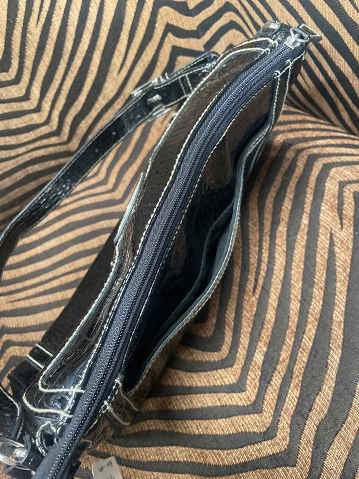 Purse - Liz Claiborne Purse Shoulder Bag